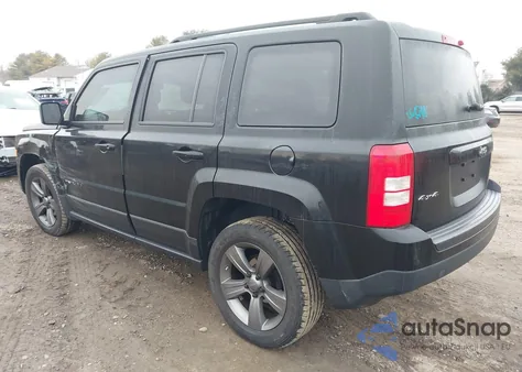 2015 Jeep Patriot High Altitude Edition z USA, uszkodzony, nr VIN 1C4NJRFB2FD217261